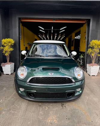 MINI COOPER 1.6 S 16V TURBO GASOLINA 2P AUTOMÁTICO